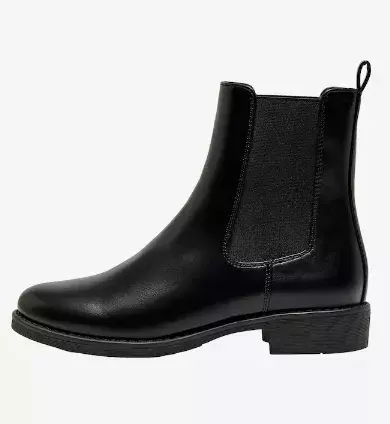 <p>ONLY Chelsea boty 1329 Kč</p>
