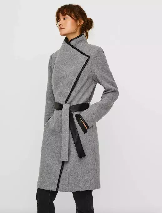 <p>VERO MODA Přechodný kabát 2129 Kč</p>
