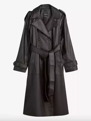 <p>Bershka Přechodný kabát 1499 Kč</p>
