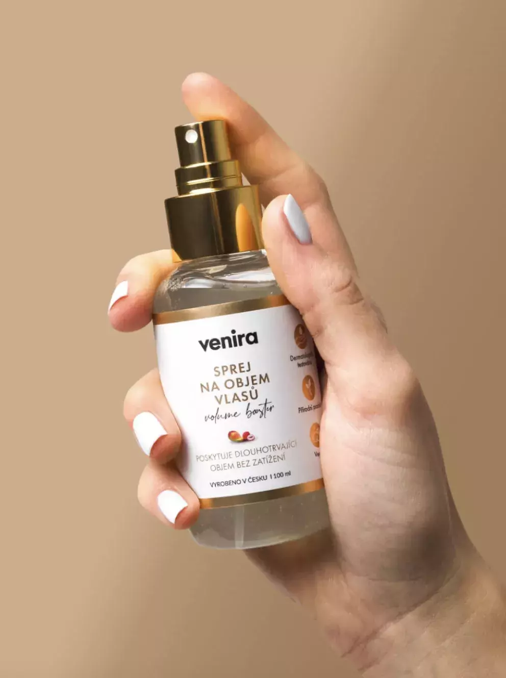 sprej na objem vlasů