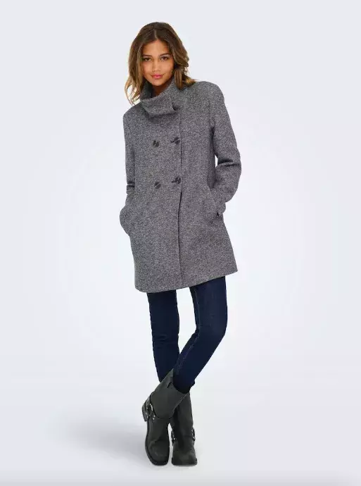 <p>ONLY Přechodný kabát 1599 Kč</p>
