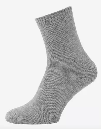 <p>& Other Stories Ponožky 899 Kč</p>
