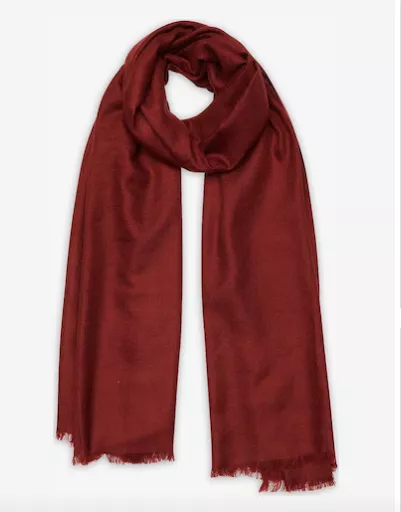 <p>Noolur Šála 5550 Kč</p>
