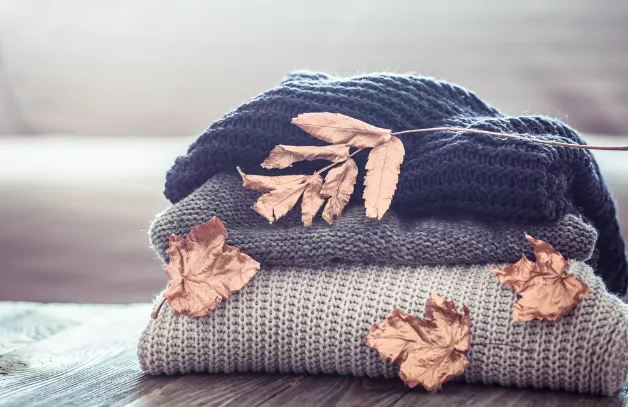 Pokud chcete na podzim vynikat, rozhodně si do šatníku pořiďte kašmír