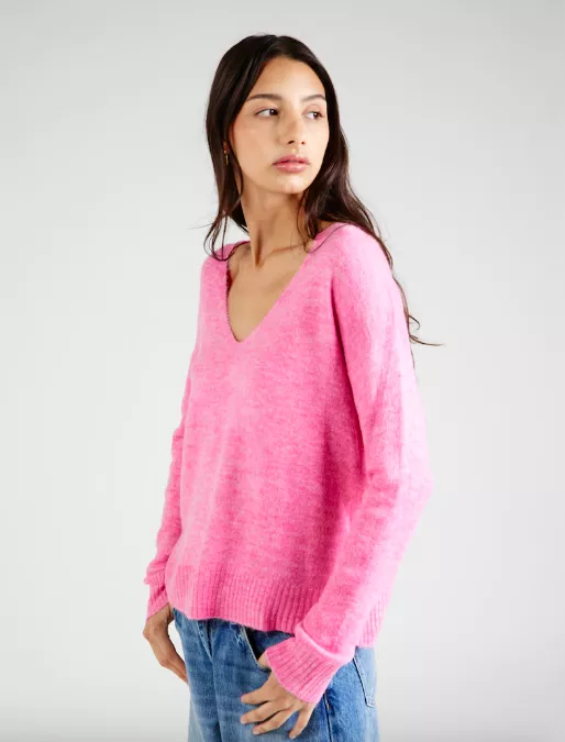 <p>JDY Svetr 719 Kč</p>
