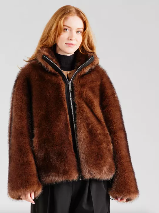 <p>MAX&Co. Zimní bunda 10550 Kč</p>
