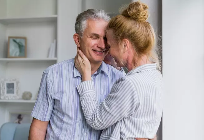 Jsem vdaná, přesto mé srdce patří člověku, který je o mnoho let starší, svěřila se nám Klára (40)