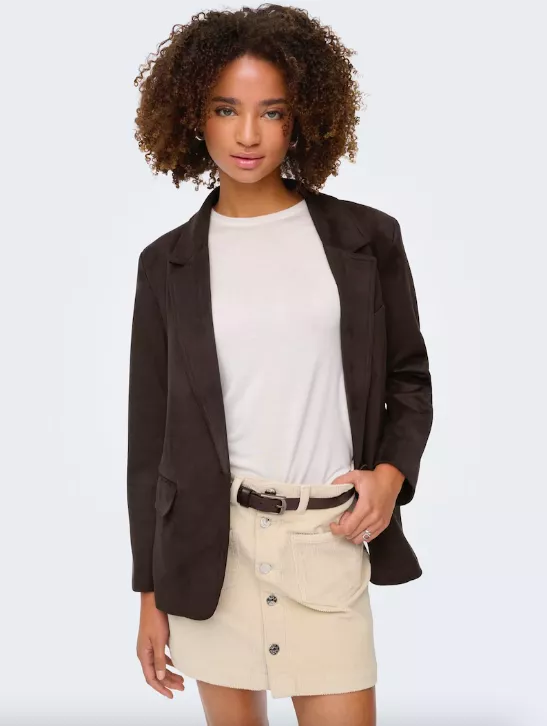 <p>ONLY Blejzr 1237 Kč</p>
