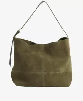 <p>Anna Field 930 Kč</p>
