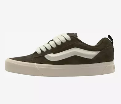 <p>VANS Tenisky 1999 Kč</p>
