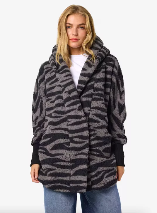 <p>Noisy may Přechodný kabát 1729 Kč</p>
