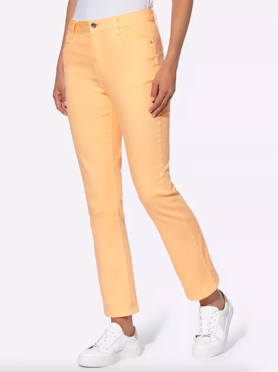 <p>heine Normální Džíny 1379 Kč</p>
