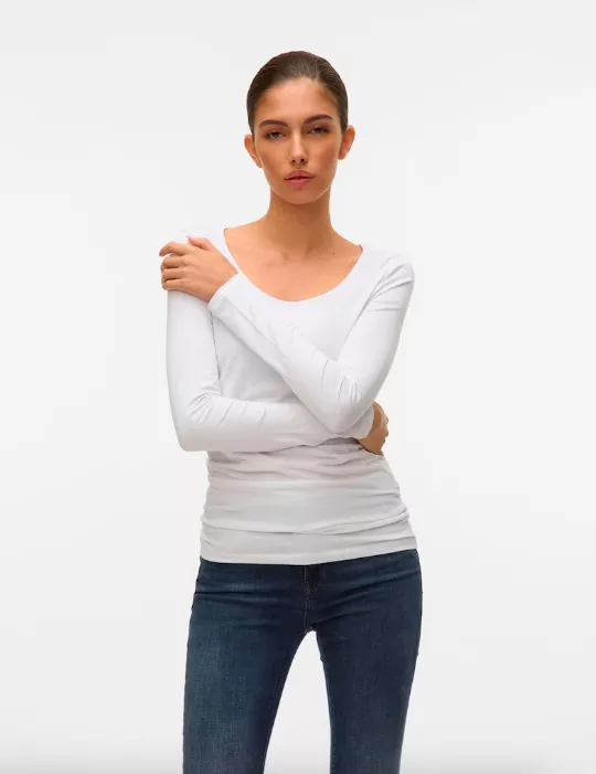 <p>VERO MODA Tričko 399 Kč</p>
