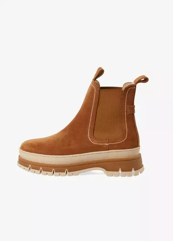 Chelsea bory na platformě, Tamaris, 2 999 Kč