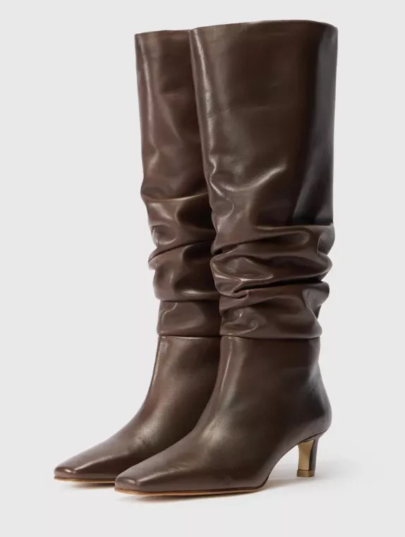 Hnědé slouchy kozačky, ALOHAS, 6 980 Kč