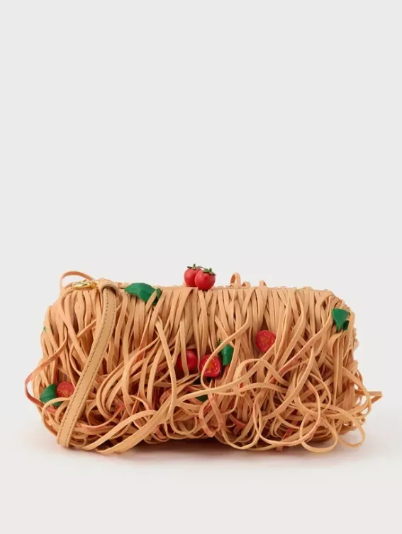 Extravagantní taška v designu špaget, MOSCHINO, 62 400 Kč