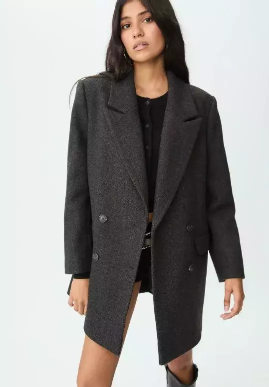 Jednořadý kabát, Stradivarius, 1 599 Kč