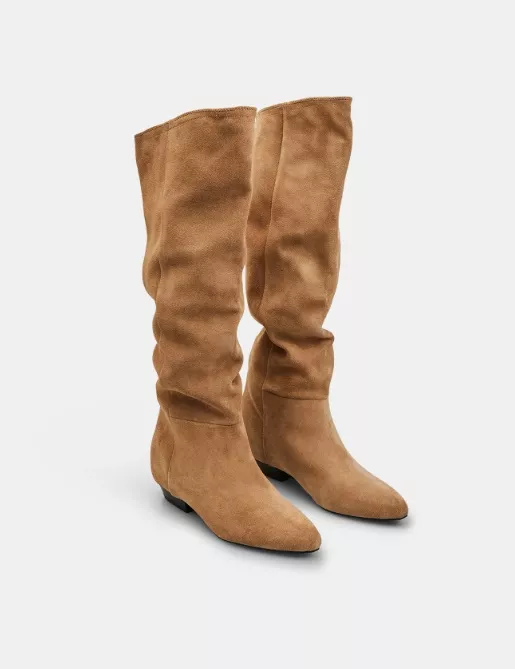 Semišové slouchy kozačky, Baťa, 2 499 Kč