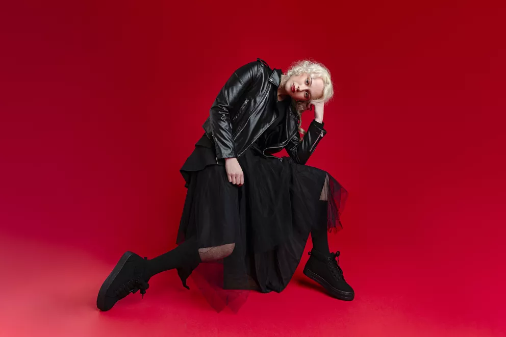 V kožence od hlavy až k patě: Trendem podzimu 2025 nejsou jen koženkové kalhoty