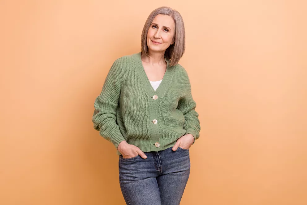 Hledáte nejdokonalejší svetr podzimu? Pak si pořiďte svetr na knoflíky