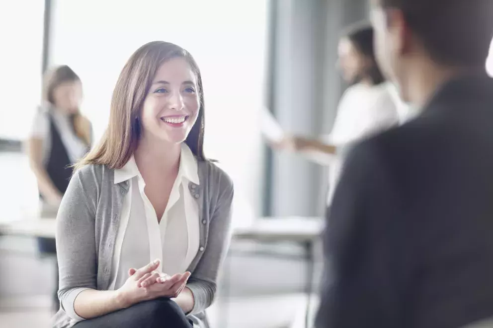 Hledáte nejdokonalejší svetr podzimu? Pak si pořiďte svetr na knoflíky