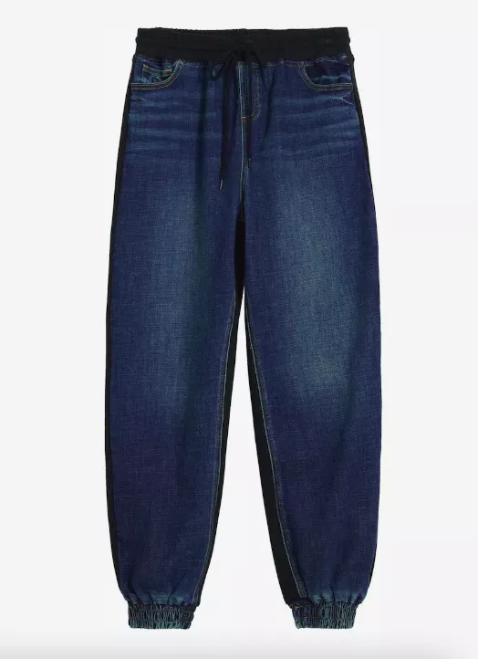 <p>Desigual 2639 Kč</p>
