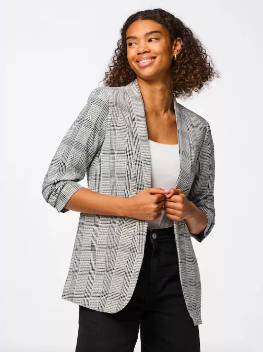 <p>PIECES 1037 Kč</p>
