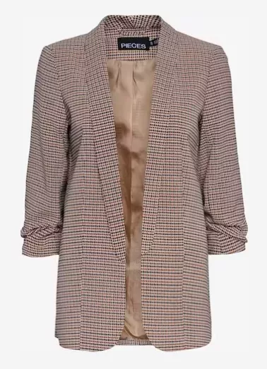 <p>PIECES 1037 Kč</p>
