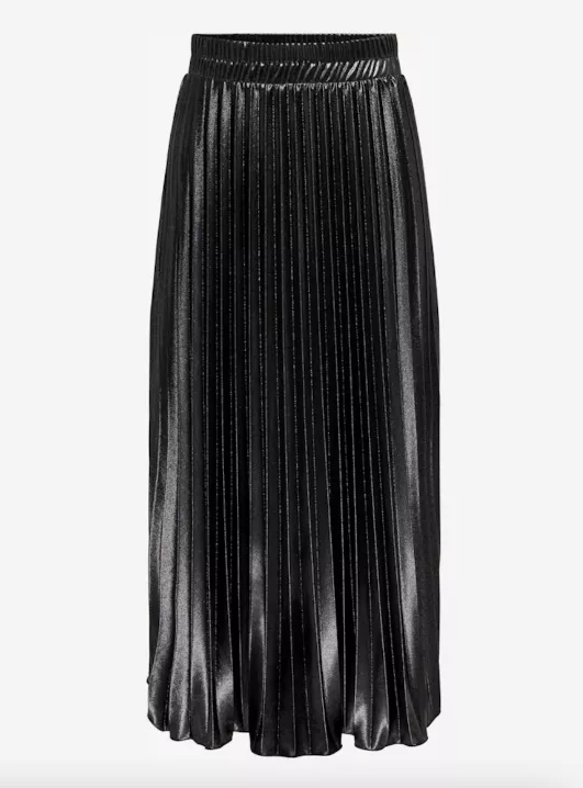 <p>My Essential Wardrobe 1388 Kč</p>
