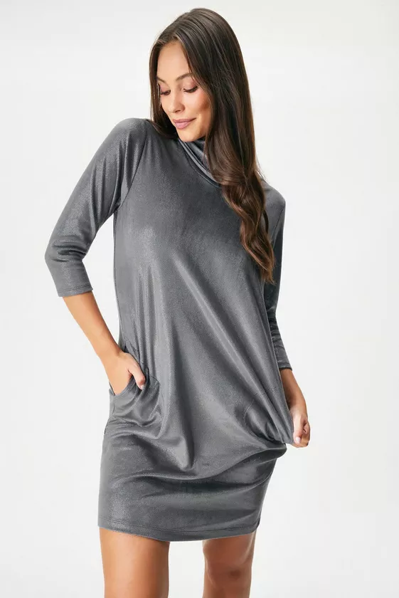  Sametové šaty Cosmo