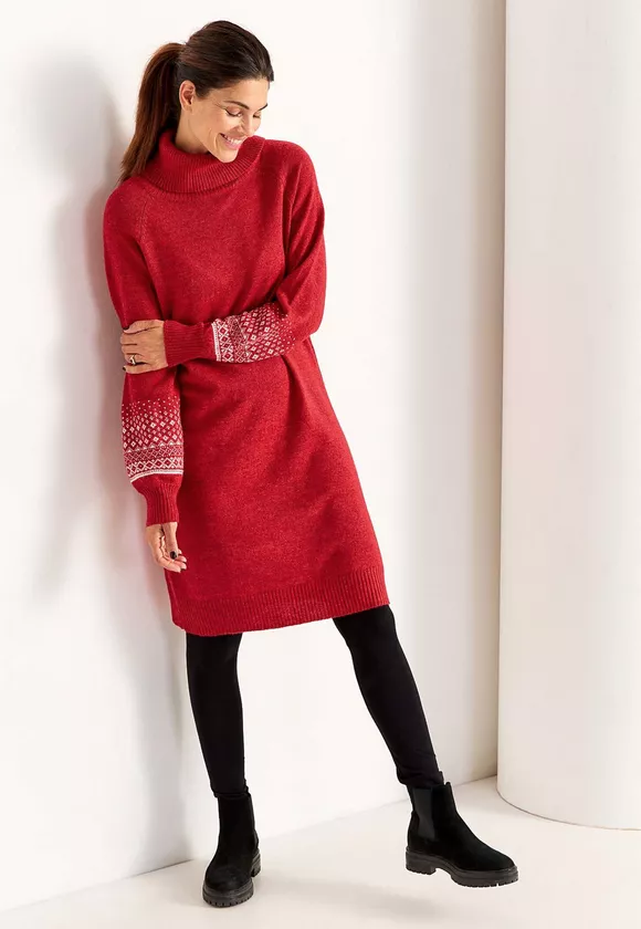 Pletené šaty se žakárovými rukávy