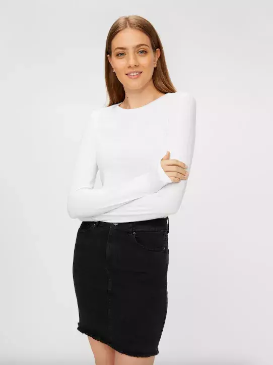 <p>PIECES 423 Kč</p>
