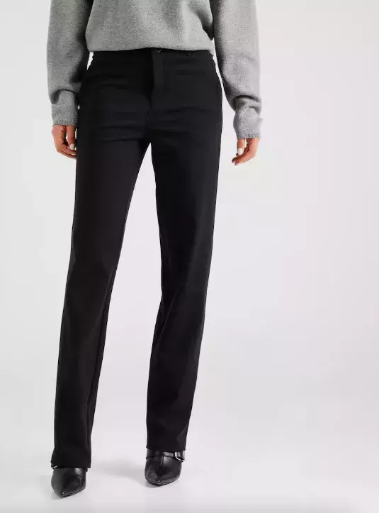 <p>Fransa 1377 Kč</p>
