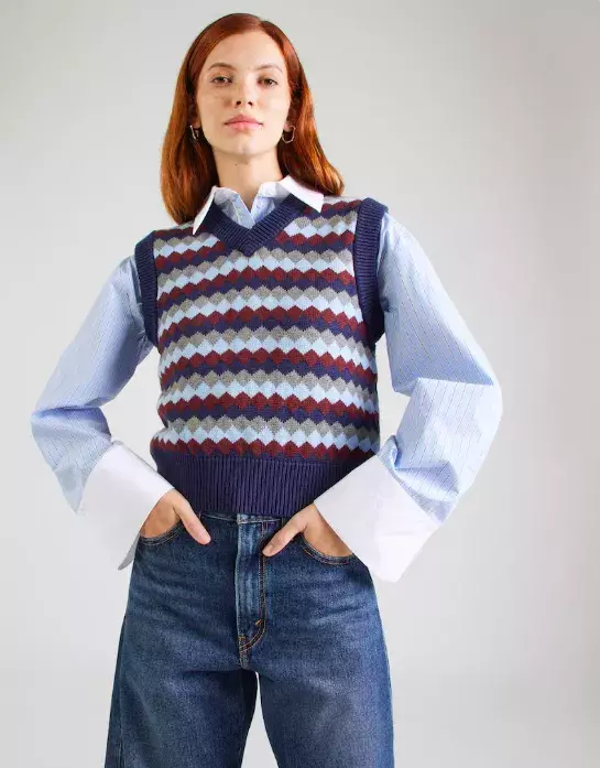 <p>LEVI'S 1249 Kč</p>
