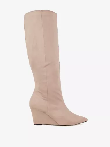 <p>Jenny Fairy 1199 Kč</p>
