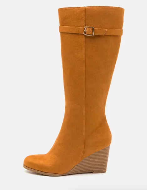 <p>Anna Field 608 Kč</p>
