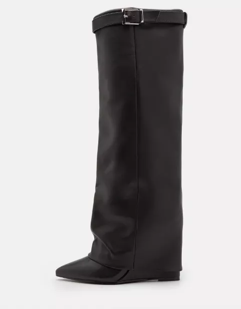 <p>Steve Madden 3816 Kč</p>
