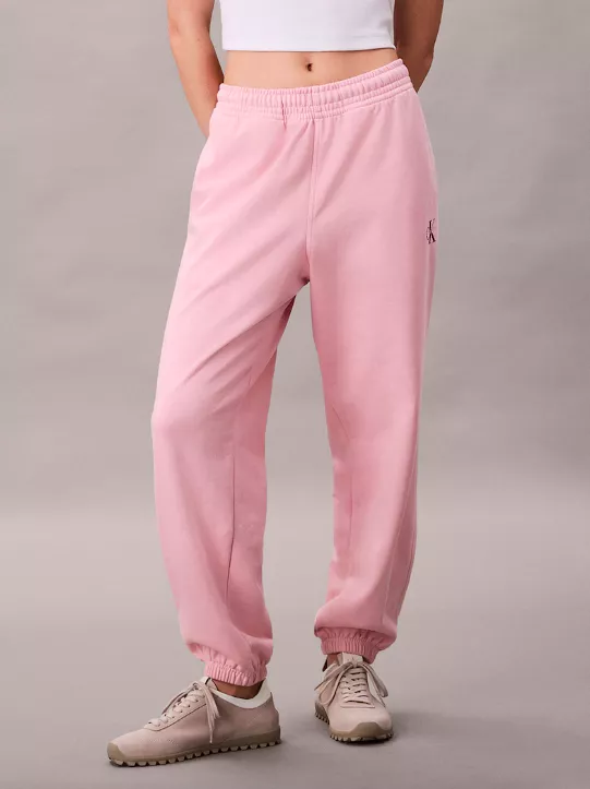 <p>Calvin Klein 2124 Kč</p>
