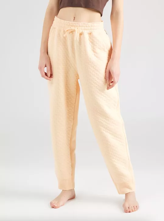 <p>NIKE 1155 Kč</p>
