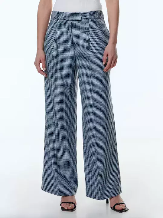 <p>EDITED 725 Kč</p>
