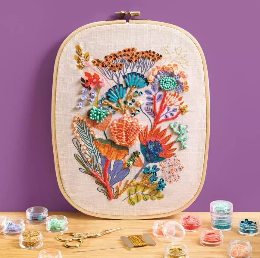 korálková výšivka Djeco