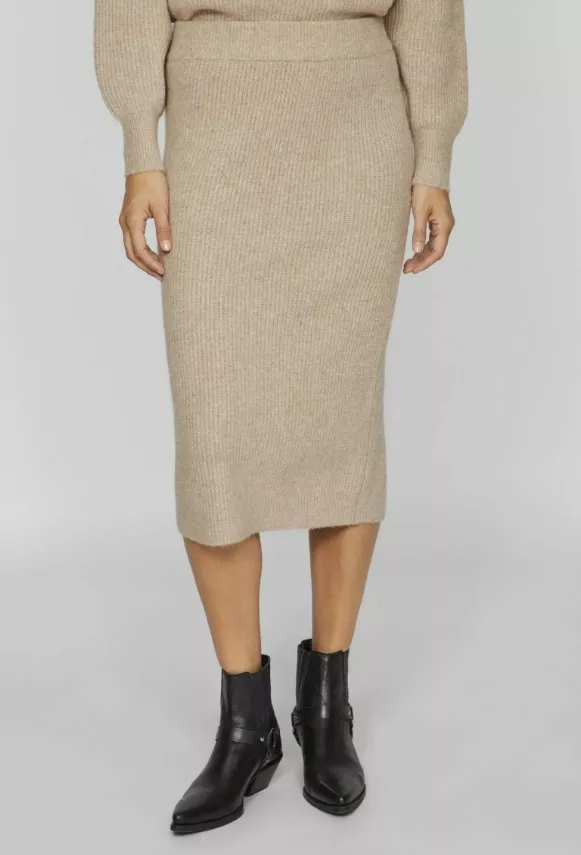 Pouzdrová hladce pletená sukně, VILA, 783 Kč