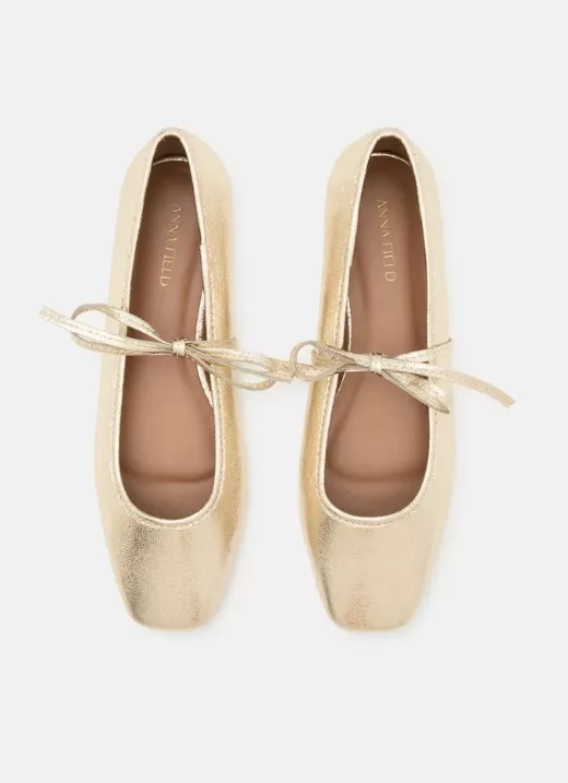 Zlaté baleríny, Anna Field, 608 Kč