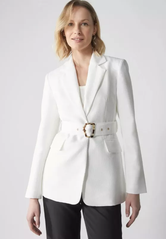 Bílé sako s přezkou, Anna Field, 1 064 Kč
