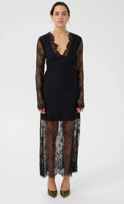 Krajkové šaty, Gestuz, 3 824 Kč