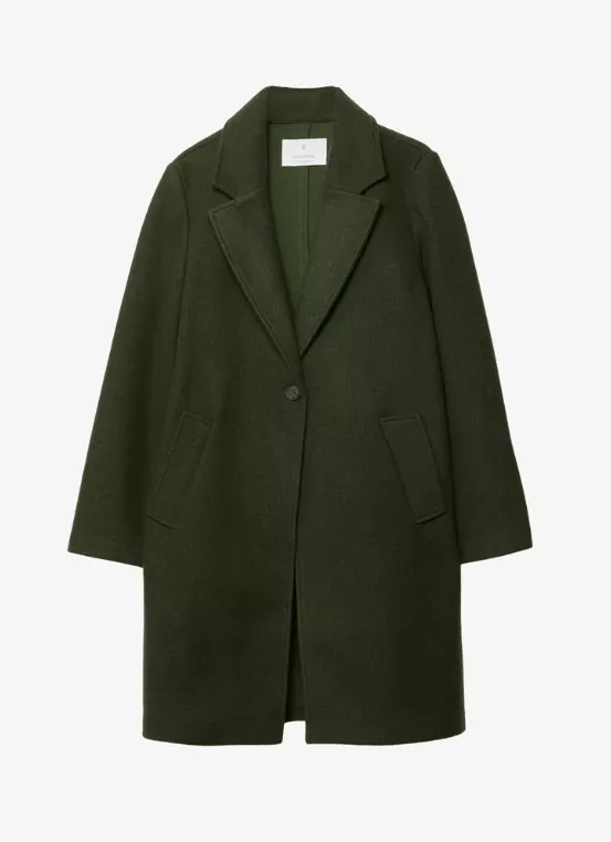 Tmavě zelený kabát, Stradivarius, 799 Kč