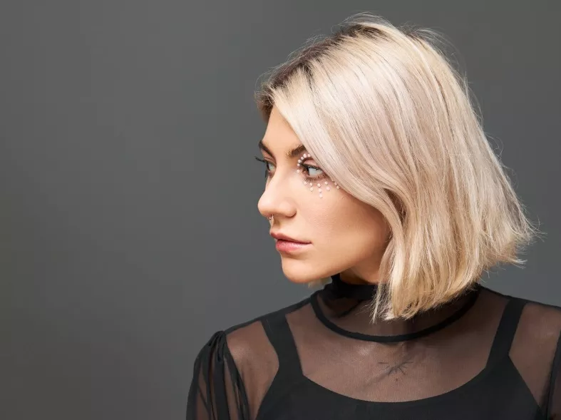 žena s francouzským bobem