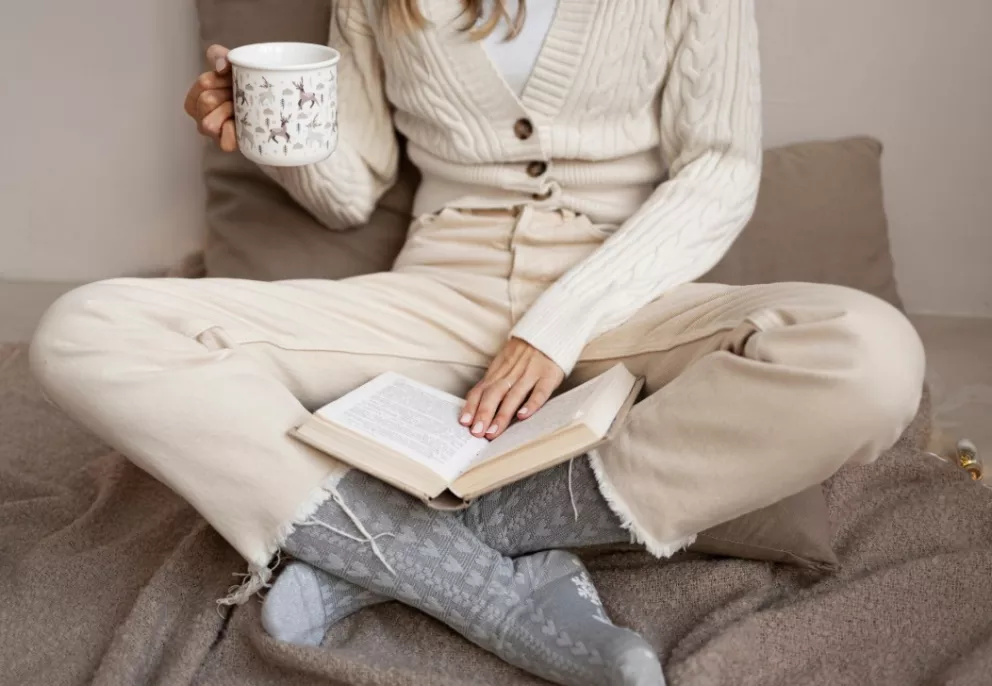 žena v pohodlném domácím oblečení