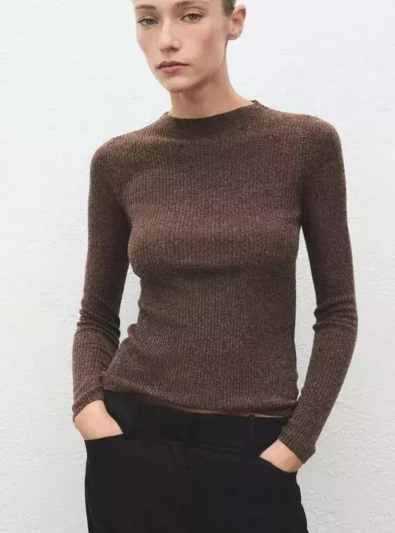 Čokoládově hnědý svetr, Mango, 699 Kč