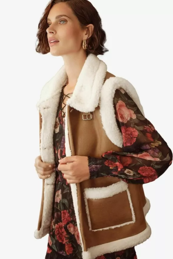 Vesta s beránkem, Love & Roses, 2 165 Kč